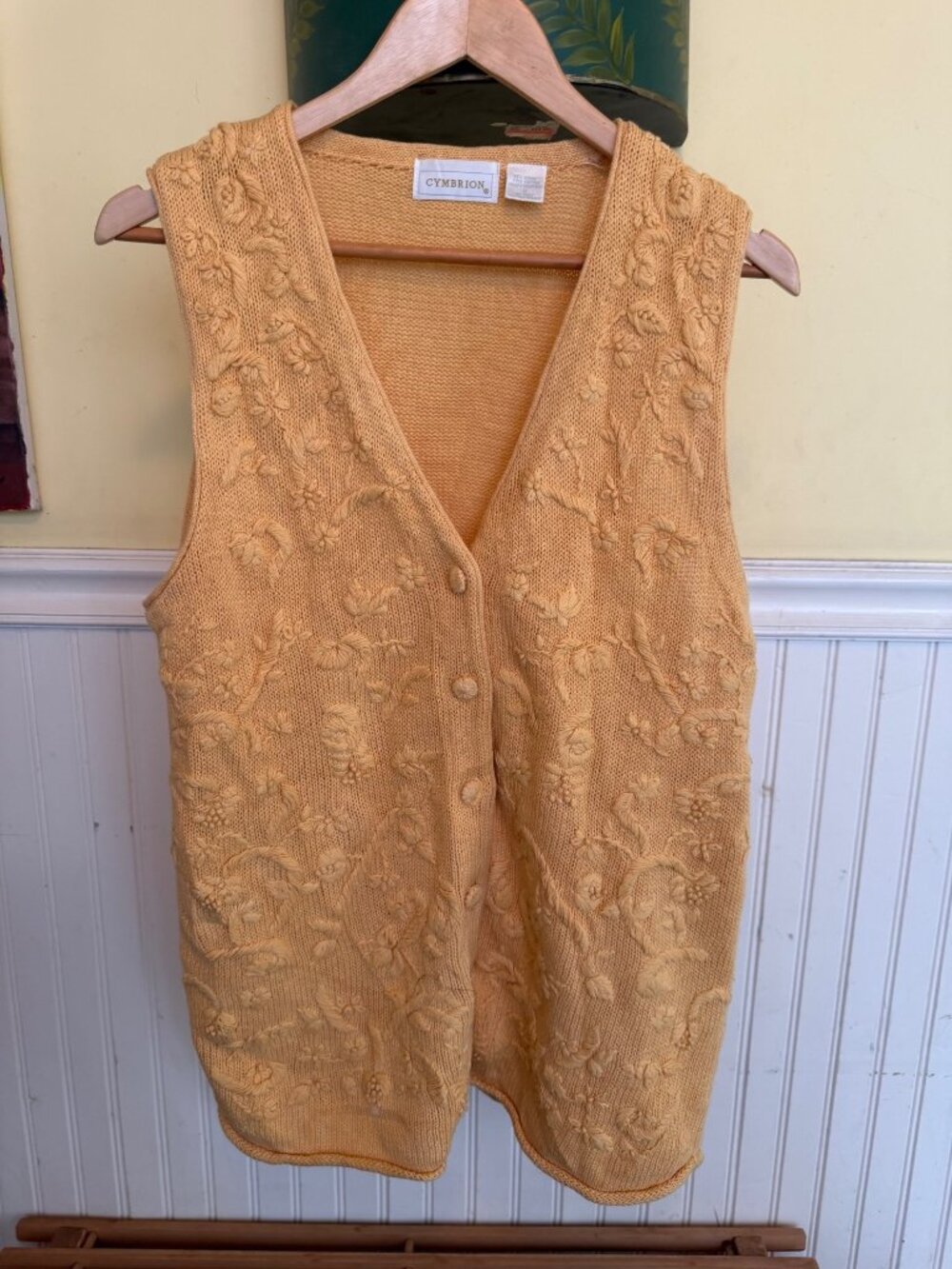 Cymbrion Floral Knit Button Front Sweater Vest Yellow vintage S